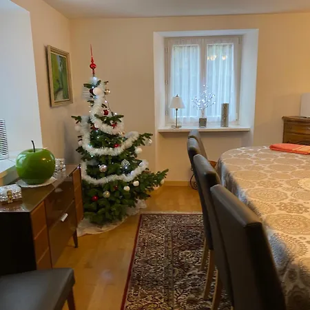 Prázdninový dům Les Roches Des Fees *